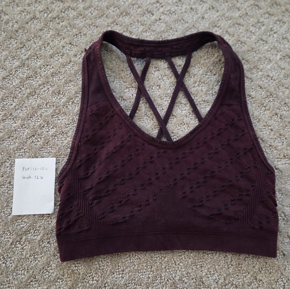 (S) 5lb Athletic Wear Mystery Box - Picture 6 of 8